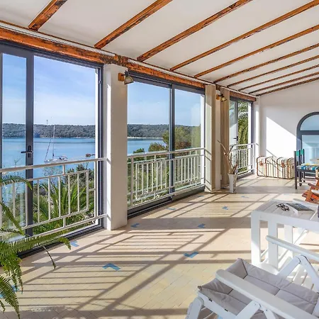 아파트 Kastanjez Iv Cr *