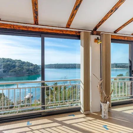 Kastanjez Iv Cr Appartement