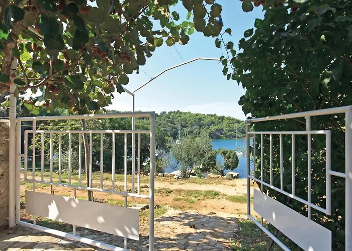 Apartment Kastanjez IV Cr