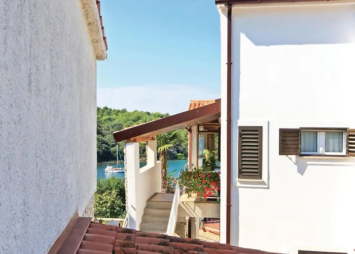 Apartment Kastanjez IV Cr *