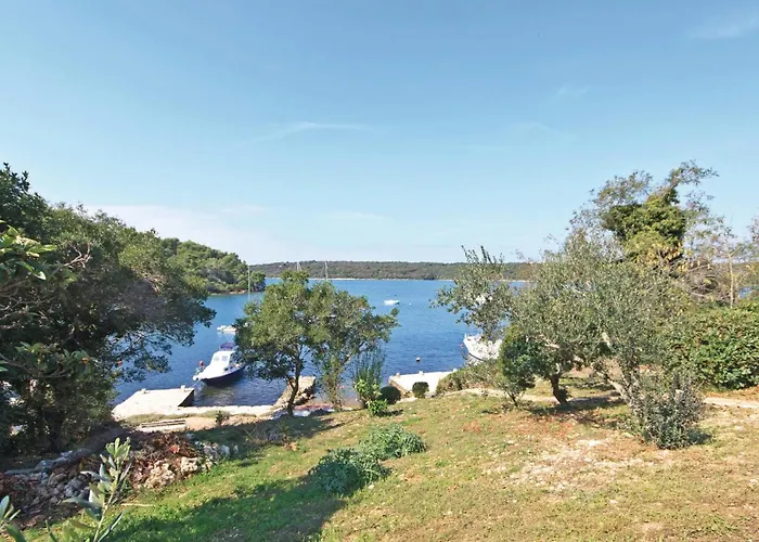 Apartment Kastanjez IV Cr Apartment